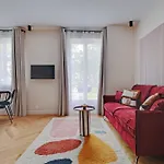 Charming Air-Conditioned Apt Near The Eiffel Tower