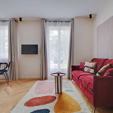 Apartment Charming Air-conditioned Apt Near The Eiffel Tower Paris