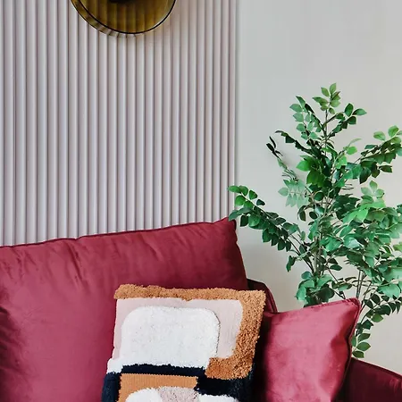 Apartment Charming Air-conditioned Apt Near The Eiffel Tower *