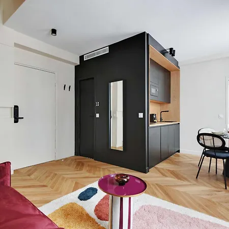 Apartment Charming Air-conditioned Apt Near The Eiffel Tower Paris