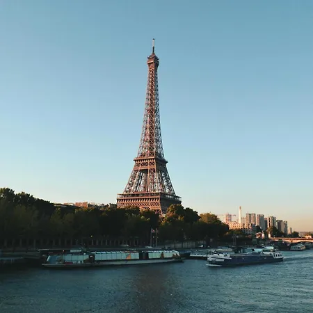 Charming Air-conditioned Apt Near The Eiffel Tower Paris